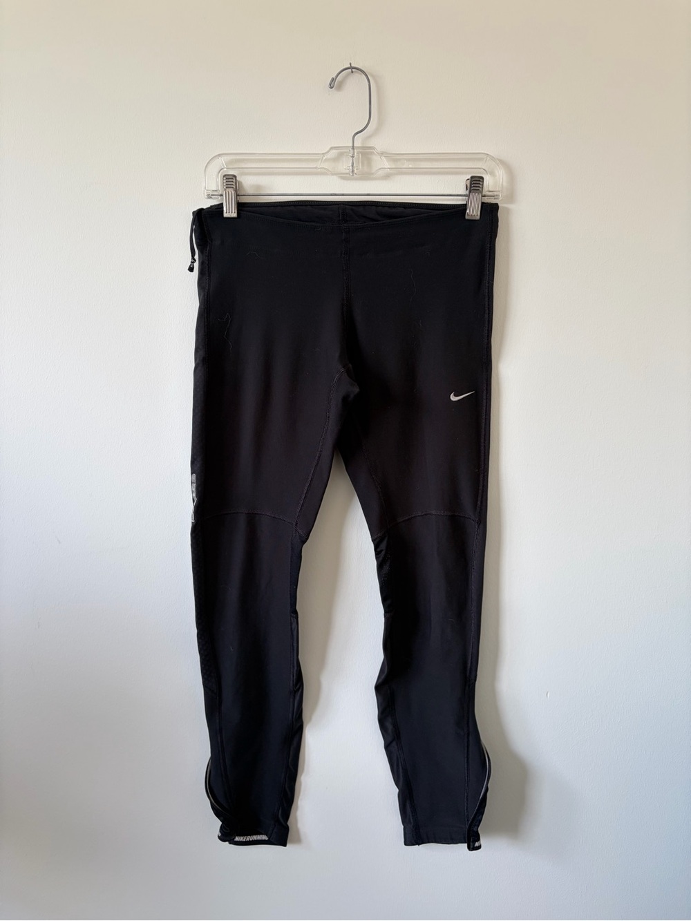 Nike Black Kids Athletic Leggings with Swoosh